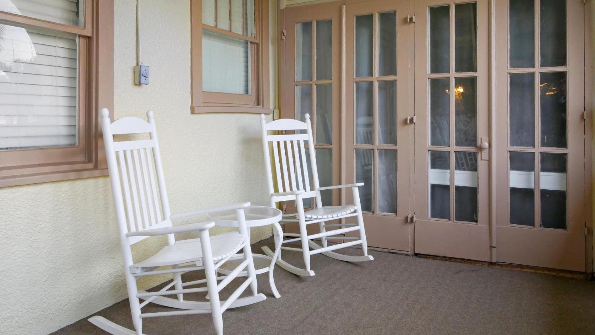 Crystal Bay Historic Hotel سانت بطرسبرج المظهر الخارجي الصورة