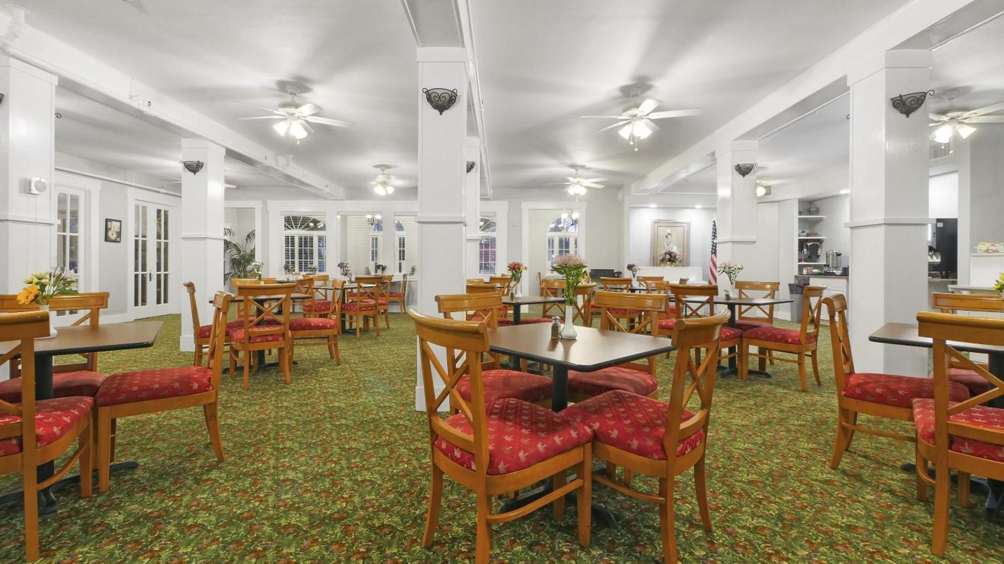 Crystal Bay Historic Hotel سانت بطرسبرج المظهر الخارجي الصورة
