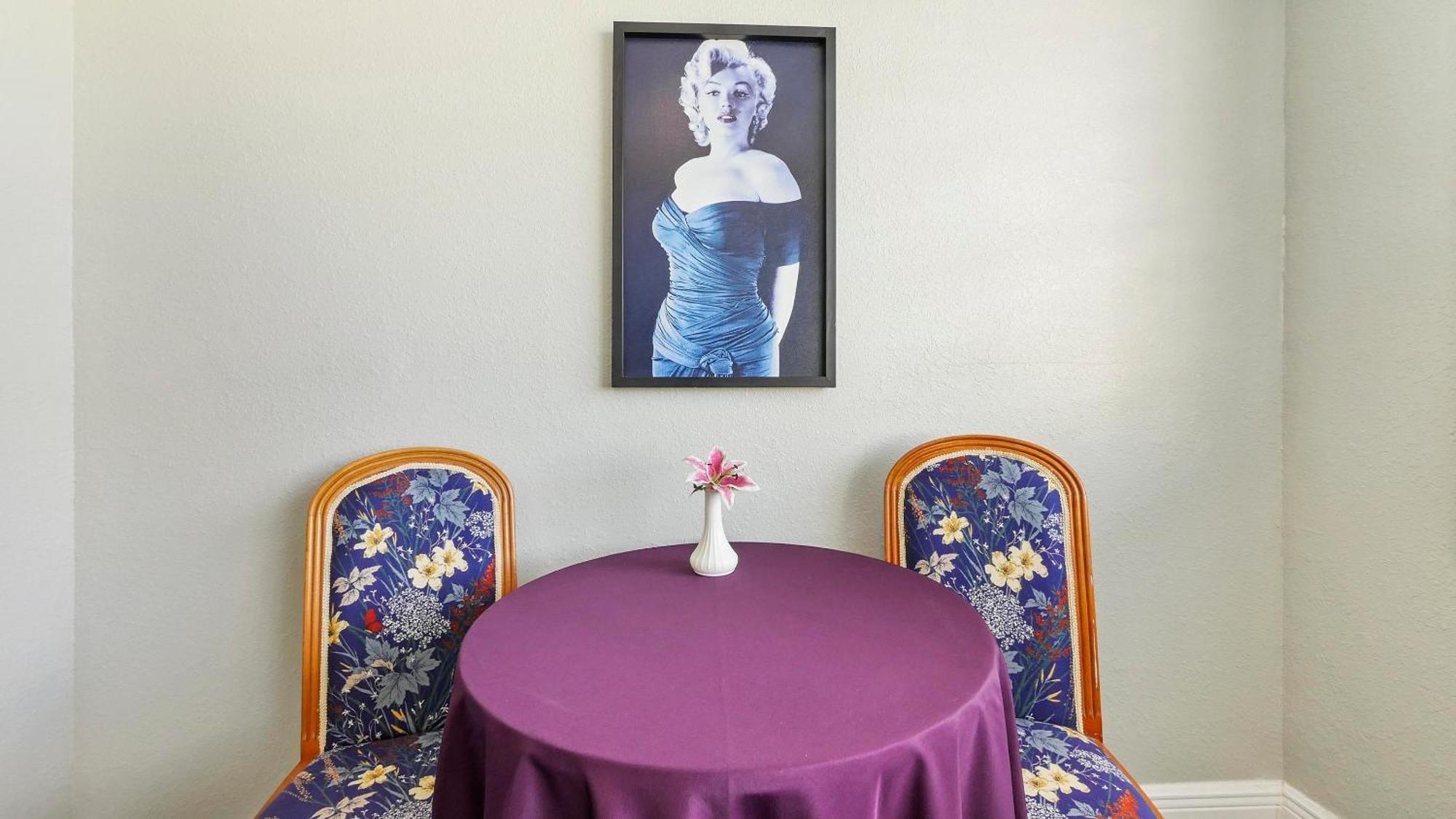 Crystal Bay Historic Hotel سانت بطرسبرج المظهر الخارجي الصورة