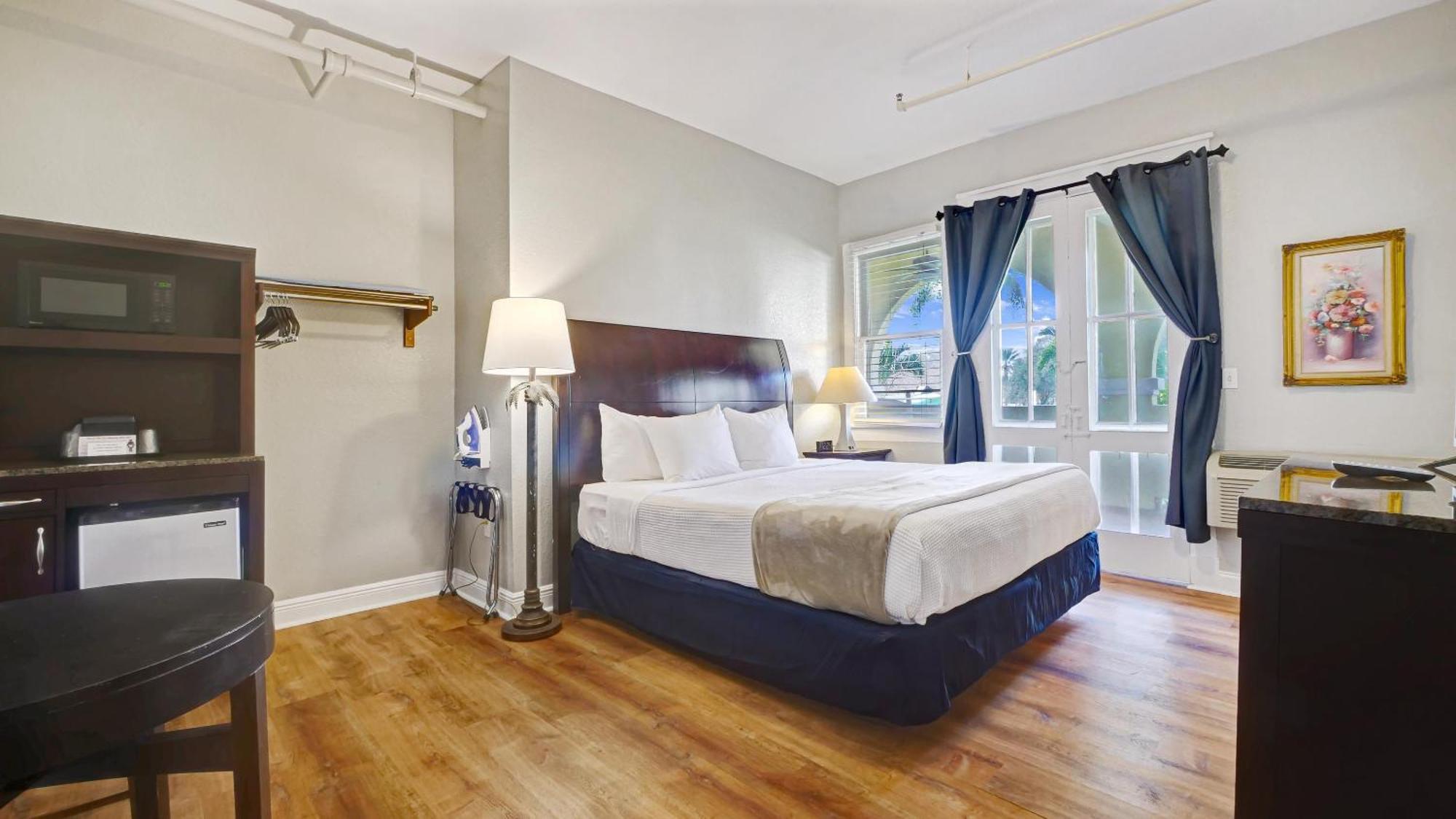Crystal Bay Historic Hotel سانت بطرسبرج المظهر الخارجي الصورة